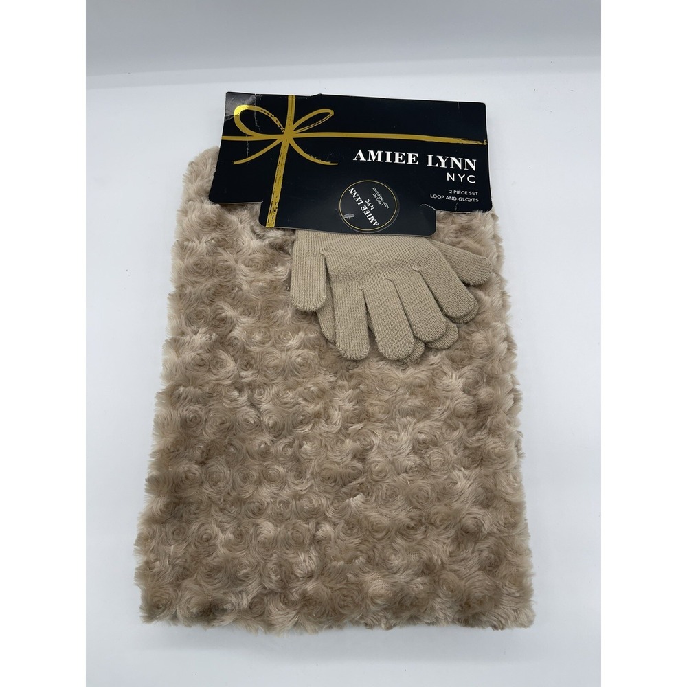 Amiee‎ Lynn NYC Women's Scarf and Gloves Set - Dove Grey Loop Scarf & Knit Glove